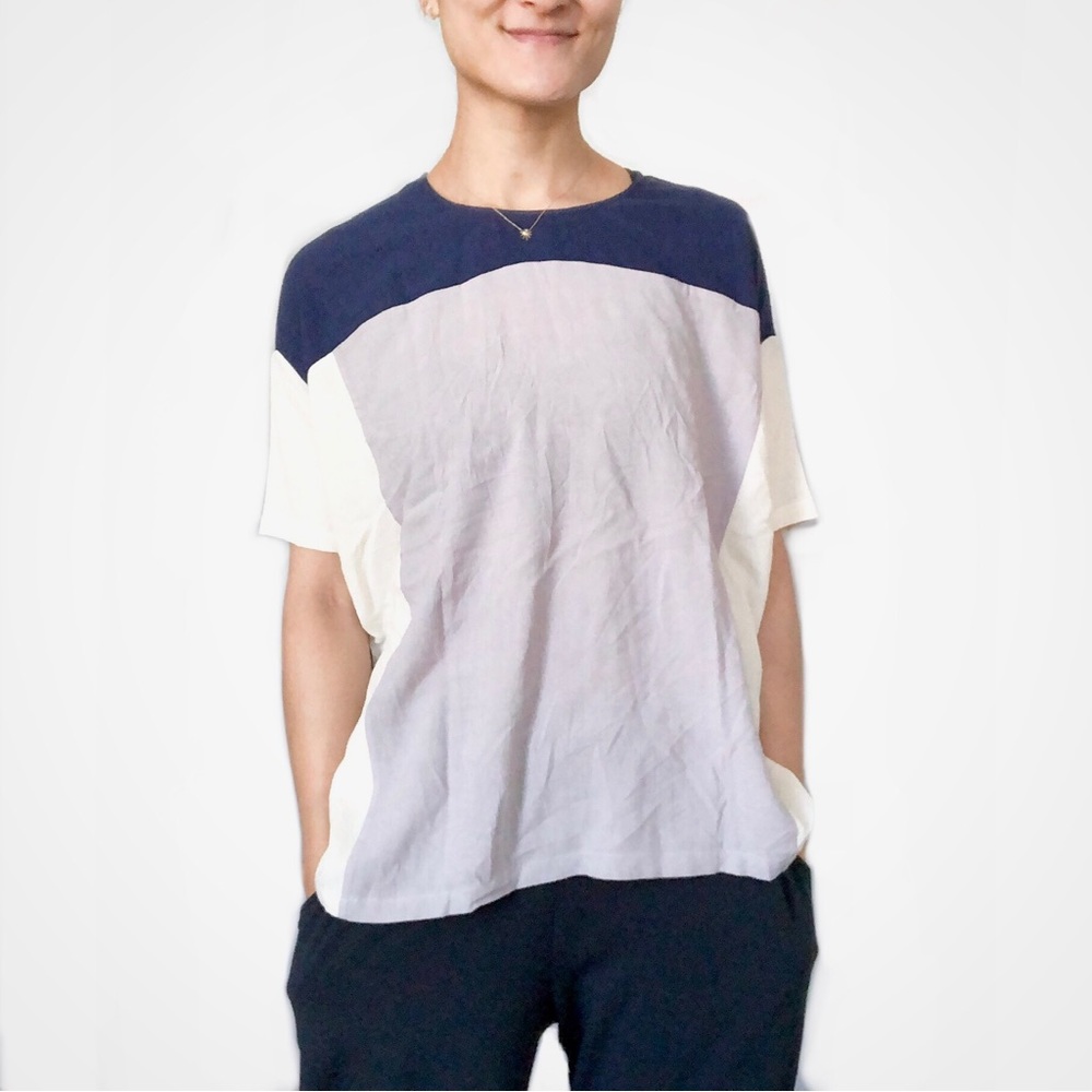 NWT 7115 by SZEKI colorblock short sleeve crepe blouse